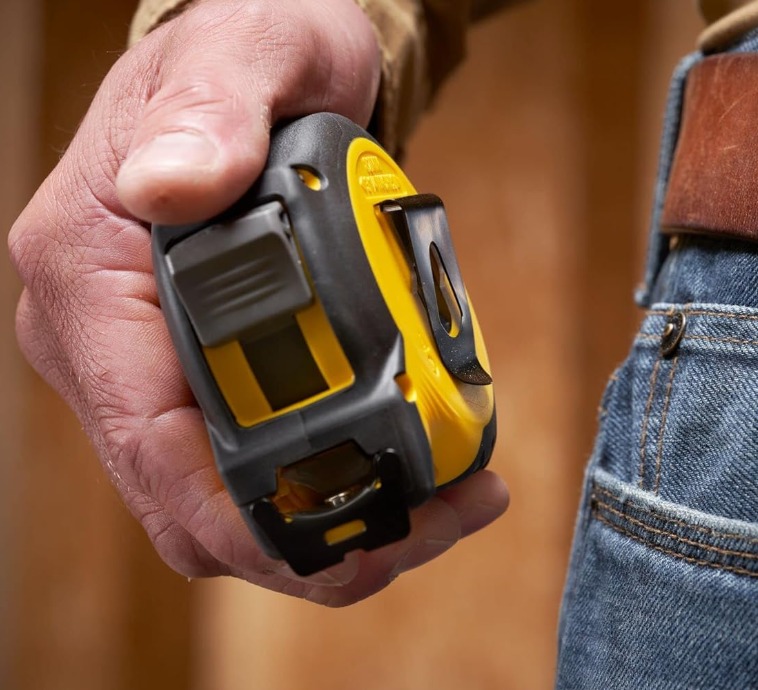 Stanley 25' Control Lock Tape Measure